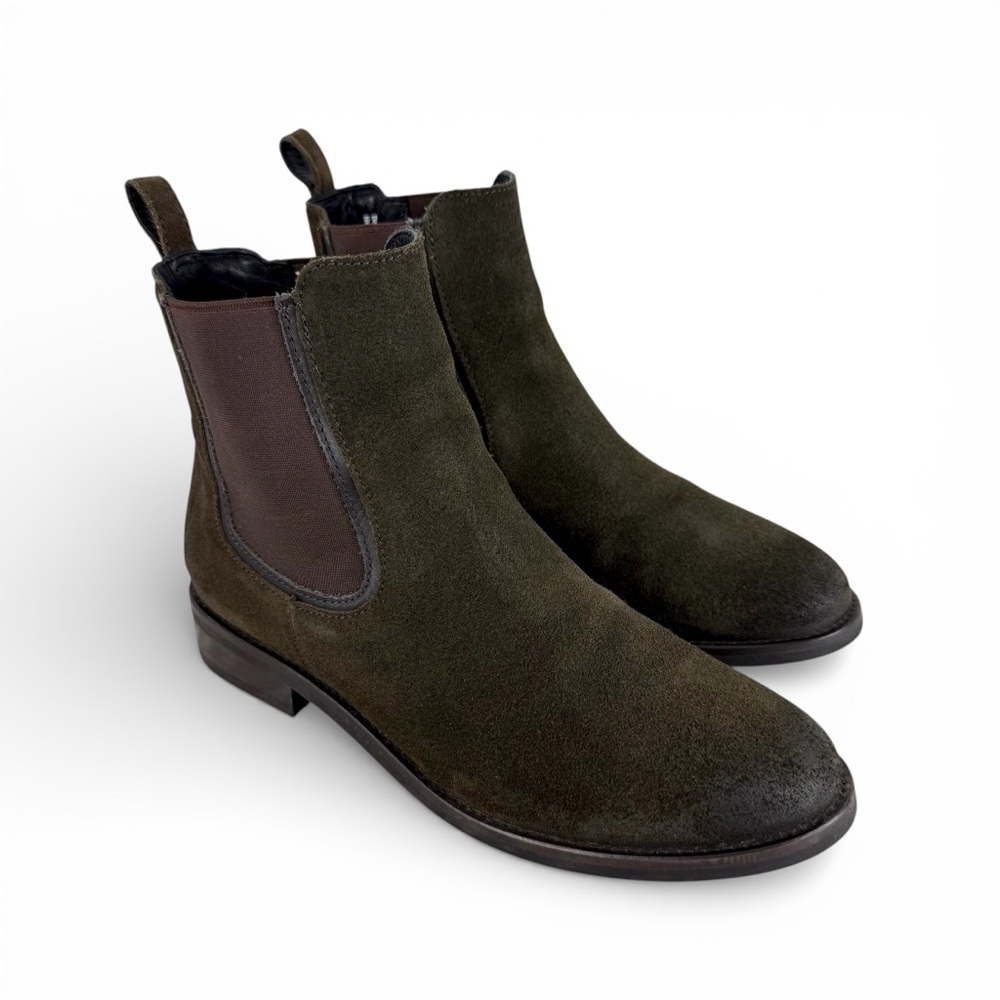 Thursday Duchess Chelsea Boots Dark Olive Suede Sz 7